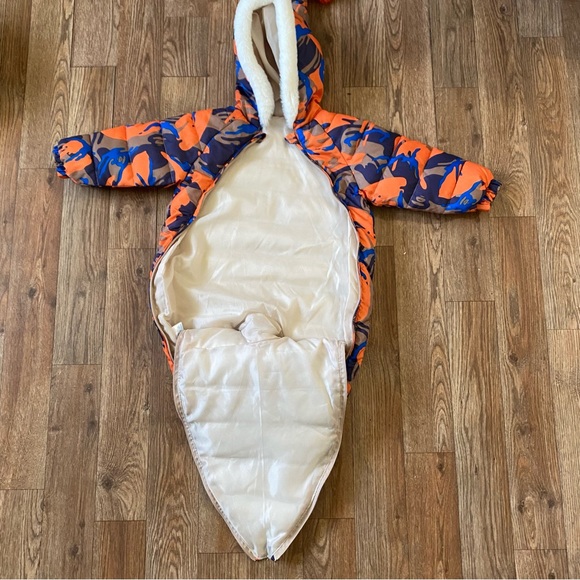 New Infant Snowsuit Coverall Blue Orange Camouflage 9 months NWOT - Picture 5 of 16